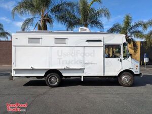 Purpose Built - 2007 25' Workhorse Crepe Truck with HCD Insignia & Fire Suppression