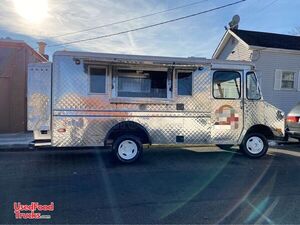 Chevrolet P30 Commercial Food Truck / Used Kitchen on Wheels.