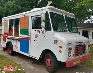 21' Chevrolet Kurbmaster Ice Cream Truck / Ice Cream Store on Wheels.