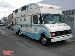 Well-maintained 2002 26'All-Purpose Food Truck Mobile Food Unit w/ HCD Insignia