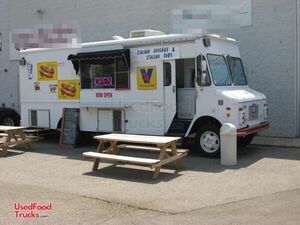 1979 - Grumman Food Truck.