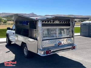 2004 GMC 2500 Canteen-Style Mobile Vending Truck / Lunch Serving Food Truck.