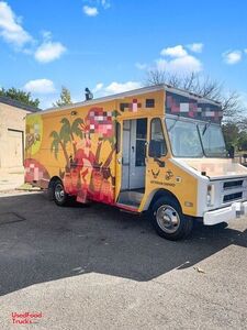 Well Maintained  -  Chevrolet P30 All-Purpose Food Truck.