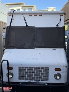 2007 Freightliner MT45 All-Purpose Food Truck Mobile Food Unit