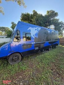 18' Chevrolet P30 All-Purpose Mobile Kitchen Food Truck w/ Solar Power