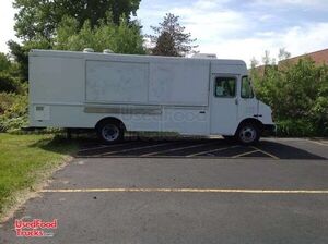 Mobile Kitchen Food Truck - GMC Workhorse