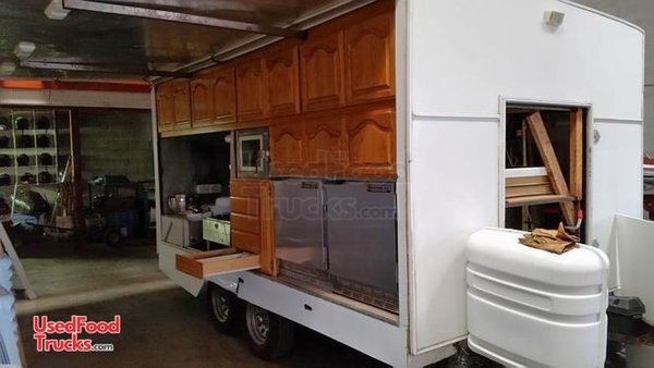 Fully Self-Contained Food Catering Trailer / Used Mobile Kitchen