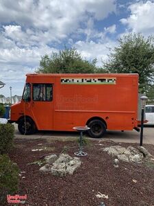 LOW MILES 2003 Workhorse P42 All-Purpose Food Truck | Mobile Food Unit