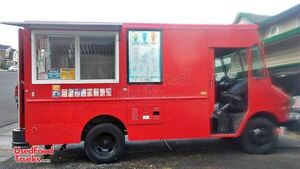 Spotless & Roomy Diesel GMC P3500 Stepvan Kitchen Food Truck/Mobile Kitchen.
