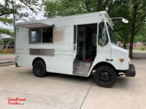 2001 Grumman Olson Very Versatile Diesel Rolling Kitchen Food Truck