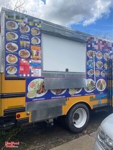 Used - 2004 Freightliner Food Truck | Street Vending Unit