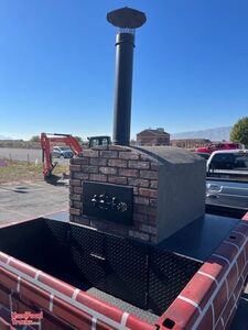 New. Wood-Fired Pizza Oven Trailer Towable Outdoor Artisanal Pizza Oven