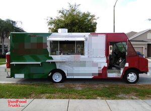 Freightliner Food Truck.