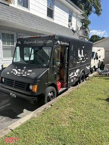 Well Equipped - 2005 Workhorse P42 All-Purpose Food Truck.