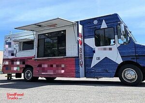 Lightly Used LOADED 2018 FORD F-59 SLIDE-OUT 20' Mobile Kitchen FOOD TRUCK.