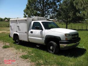 2005 - Chevy HD 2500 Hot/Cold Service Truck with Hot Shot Box