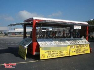 2005 - 17.7 Wells Cargo Retail Display / Concession Trailer