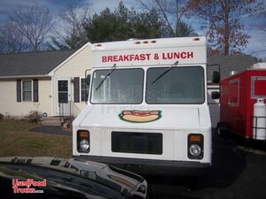 1991 - Chevy P30 Food Truck.