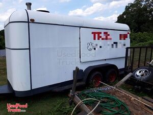 Freshly Renovated 2001 - 12' Mobile Food Concession Trailer.