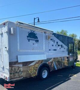 2000 Ford Mobile Kitchen Unit Step Van Food Vending Truck for General Use