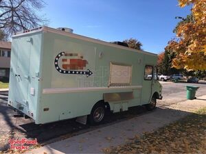23' Chevrolet Step Van Food Truck with New Motor/ Kitchen Mobile Unit.