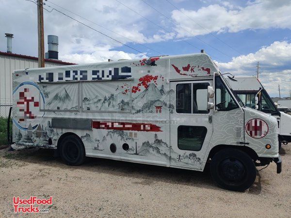 2006 - 28' Utilimaster P42 Diesel Mobile Kitchen Food Truck with New Motor.