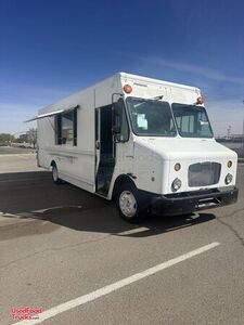 2010 Freightlinerr MT45 All-Purpose Food Truck Mobile Food Unit