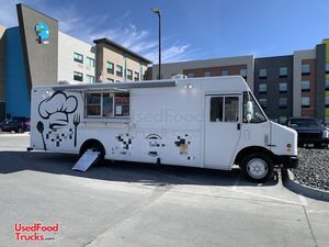 Fully Equipped 26' 2008 Freightliner All-Purpose Class 4 Food Truck Mobile Food Unit