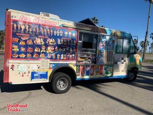 2001 Ford Step Van Ice Cream Truck | Mobile Soft Serve Unit
