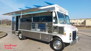 Used Chevy P30 Lunch Truck