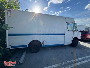 Versatile - Freightliner All-Purpose Food Truck DIY Mobile Food Unit