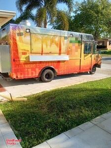 Well Equipped - 2009 18' Ford Econoline E450 All-Purpose Food Truck