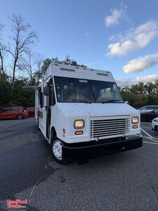 Fully Equipped 2009 Freightliner All-Purpose Food Truck with Pro Fire System