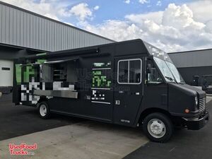 2017 Ford F-59 Professional Mobile Kitchen / Low Mileage Food Truck.