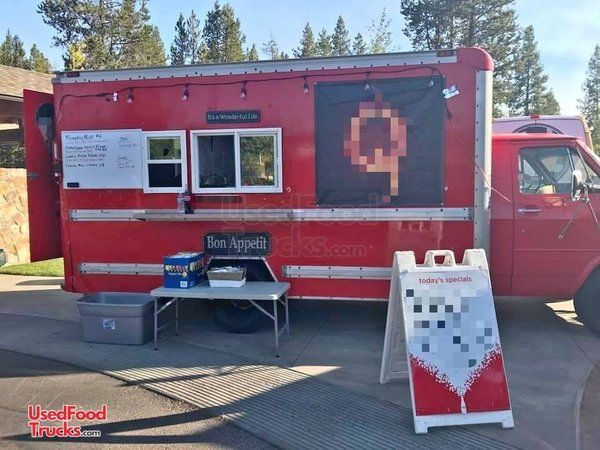 Multi-Purpose GMC Food Truck / Used Kitchen on Wheels Working Condition