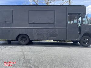 Used Chevrolet P-30 Diesel Step Van Street Food Truck