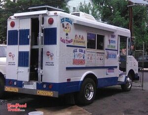 1993 GMC Chevy 350 Value Van 35 Used Soft Serve Truck / Mobile Ice Cream Parlor.