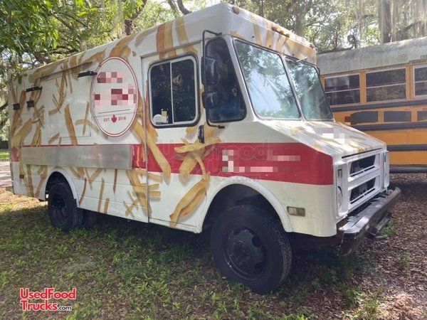 Well-Equipped Used Chevrolet P30 Step Van Kitchen Food Truck