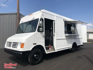 Chevy P30 Food Truck Mobile Kitchen 2017 Kitchen Build Out.