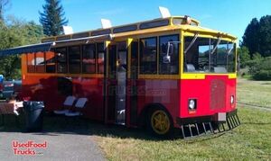 1985 - 30' Trolley Food Truck