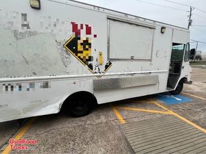 Chevrolet P30 All-Purpose Food Truck with Fire Suppression System