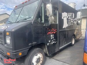 2015 24' International All-Purpose Food Truck with Pro Fire System