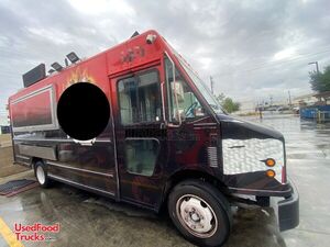 LOW MILES 2002 26' Freightliner MT45 Diesel ALL NSF Food Truck w. Pro-Fire Suppression