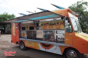 Chevy P30 WYSS Mobile Kitchen Food Truck.