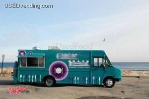 1999 P-30 Concession Food Truck