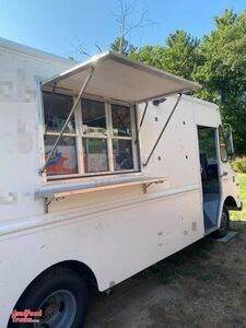 Chevrolet Grumman Commercial Mobile Kitchen Food Truck.