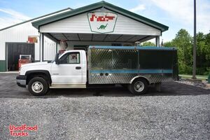 2007 Chevy 3500 Lunch / Canteen Truck.