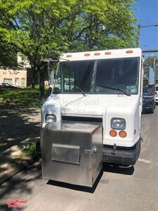 2002 GMC All-Purpose Food Truck Used Mobile Kitchen.