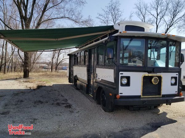 2000 Chance Coach AH-28 33' Trolley Catering and All-Purpose Food Bus.