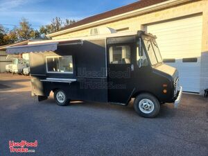 Chevrolet Grumman Olson P30 Food Truck | Mobile Street Vending Unit